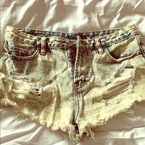 F21 Washed Blue Distressed Shorts Size 28